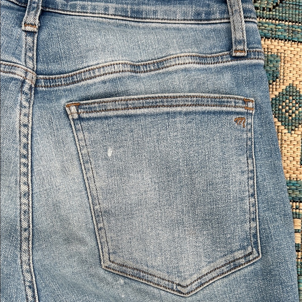 Madewell mid rise kick out Jeans - Picture 6 of 6